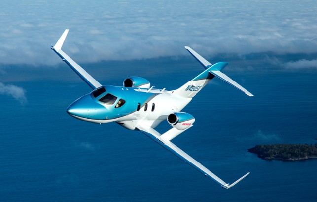 画像に alt 属性が指定されていません。ファイル名: HONDAJET.jpg